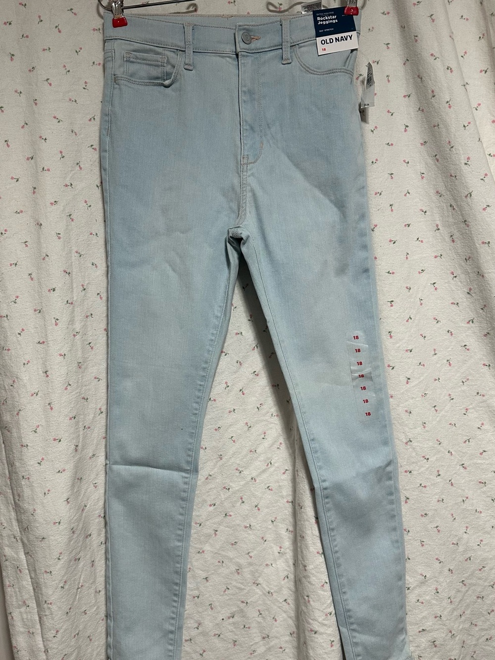 Old Navy Light Wash Women's Skinny Jeans